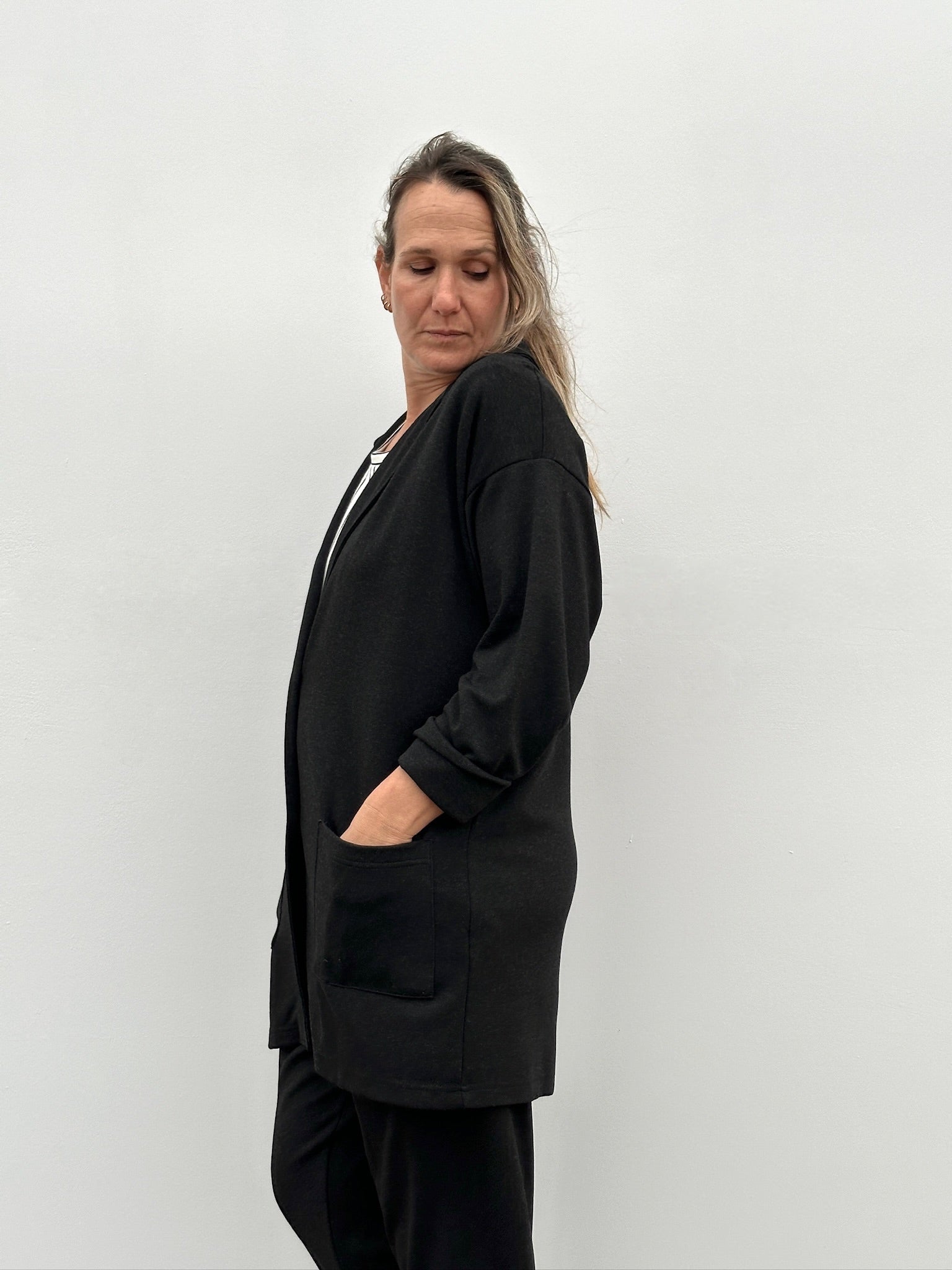 MAITE BLAZER BELTZ JASPEATUA