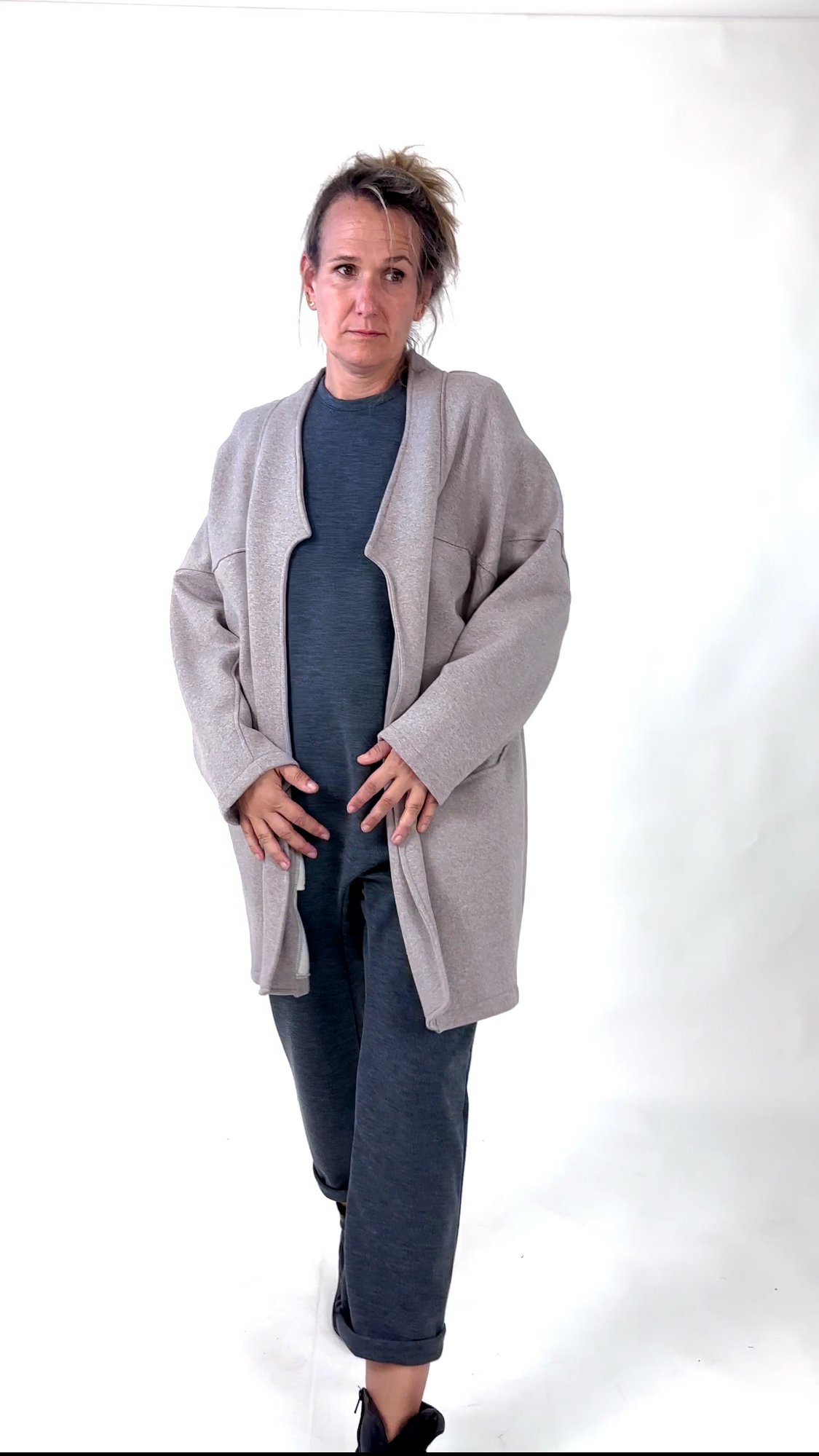 ESTI CHAQUETA OVERSIZE BEIGE