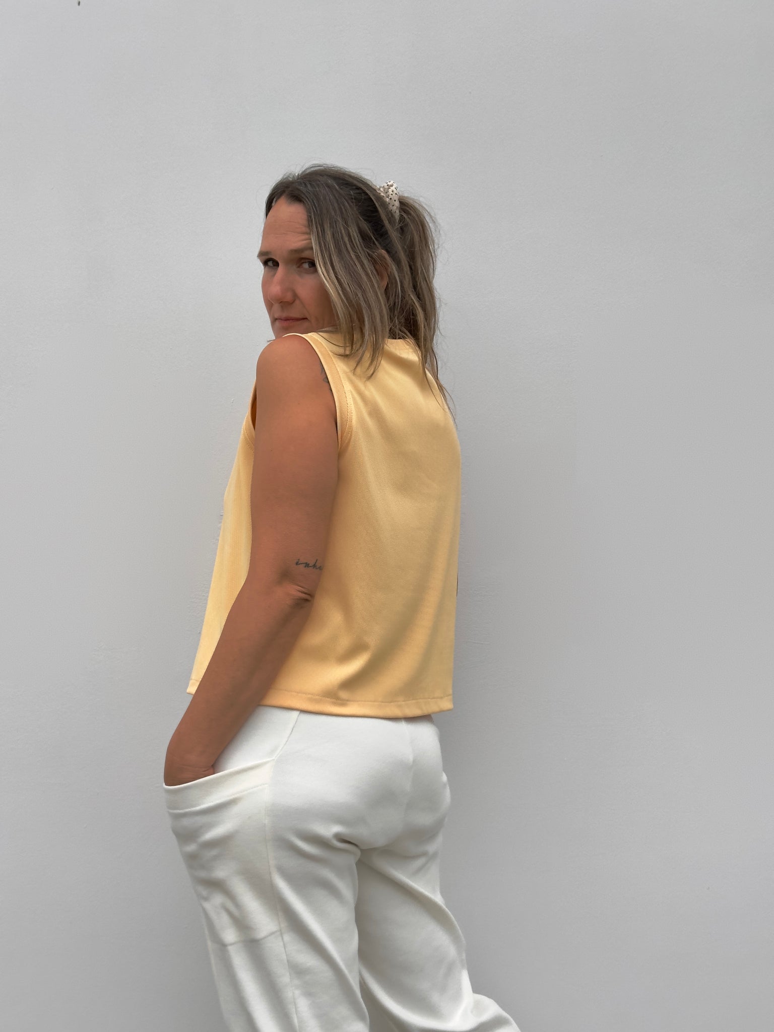 KROP TOP MELOKOTOI KOLREA