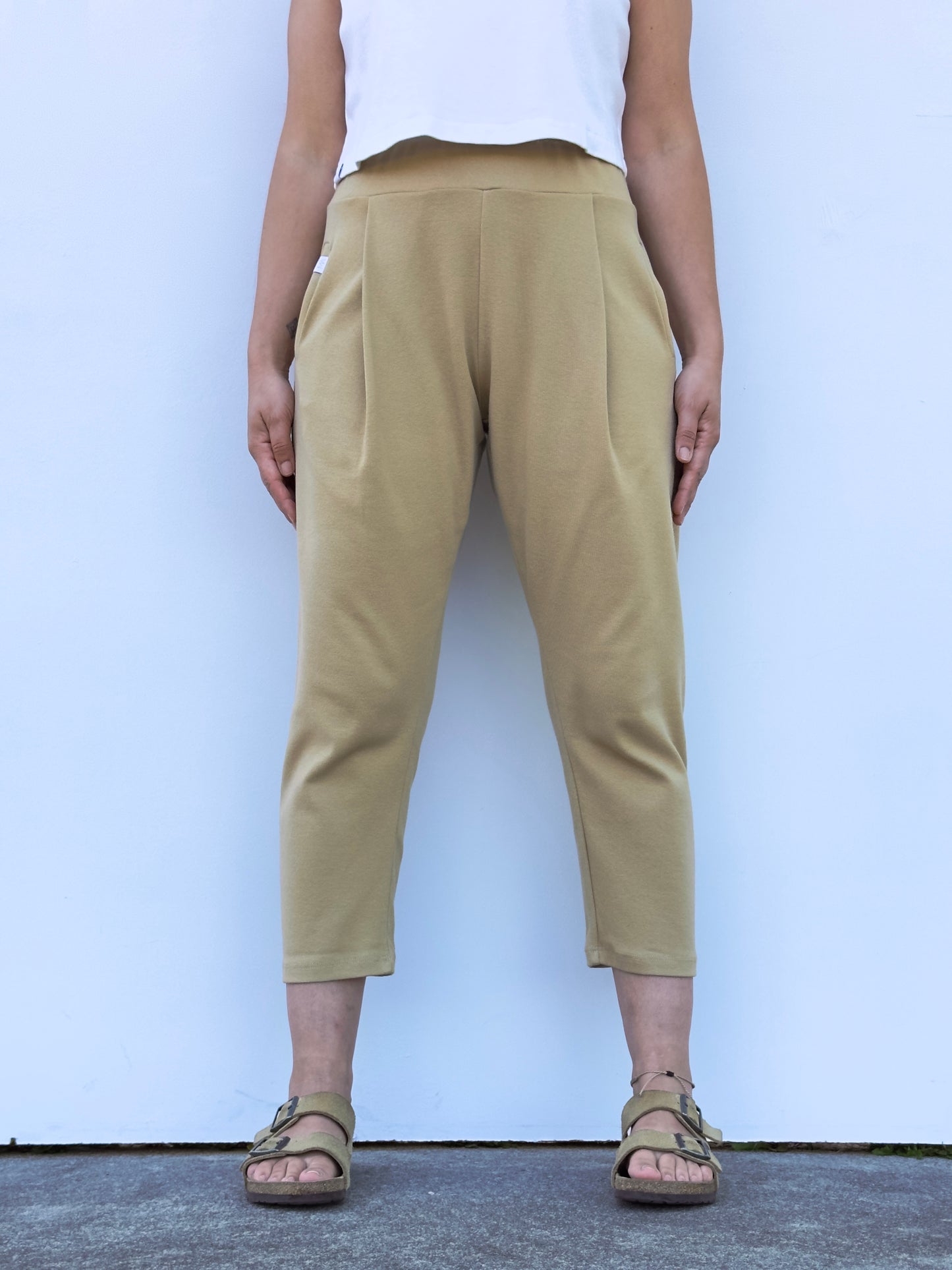 DANIELA PANTALON CON PINZAS