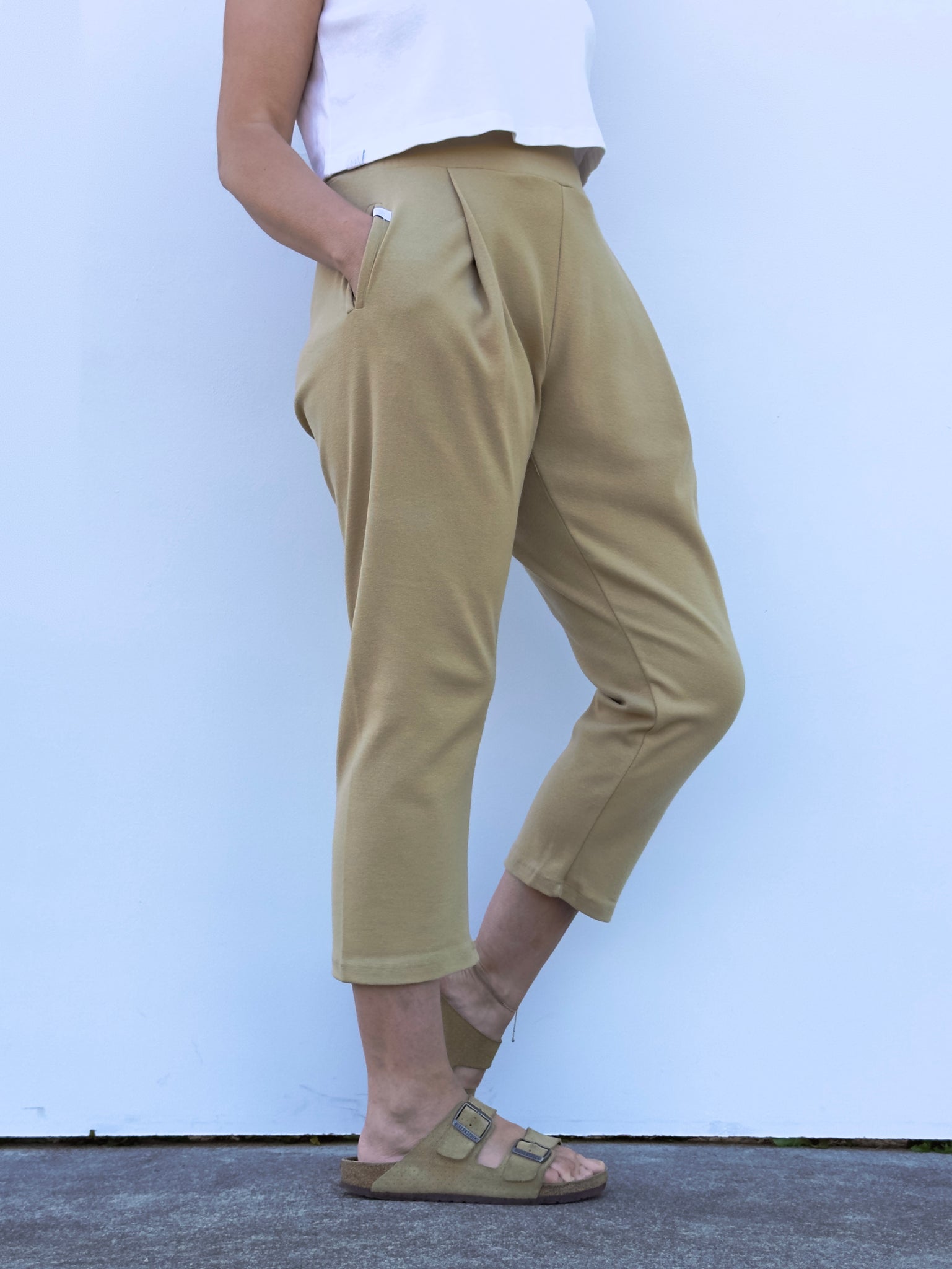 DANIELA PANTALON CON PINZAS