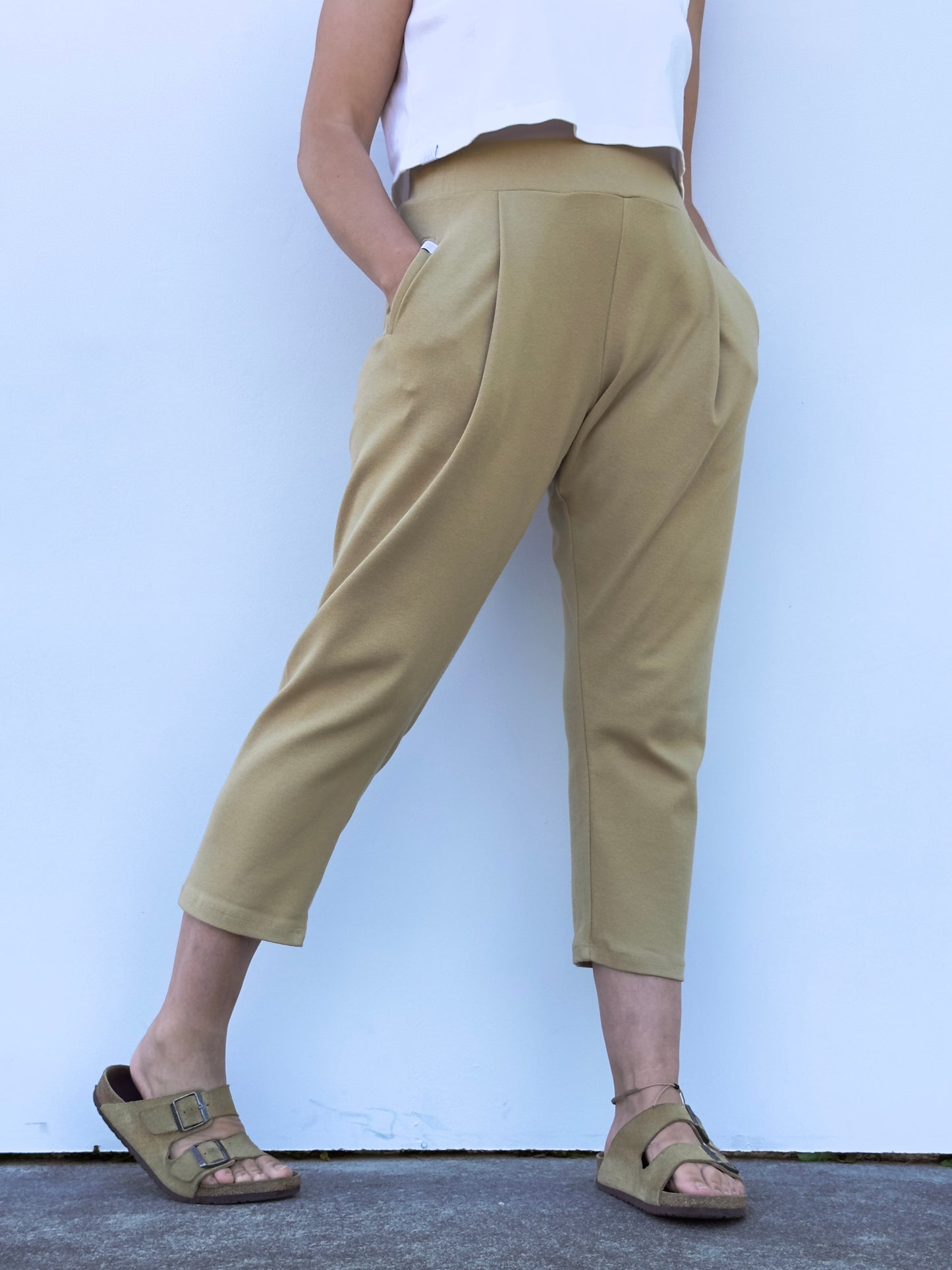 DANIELA PANTALON CON PINZAS