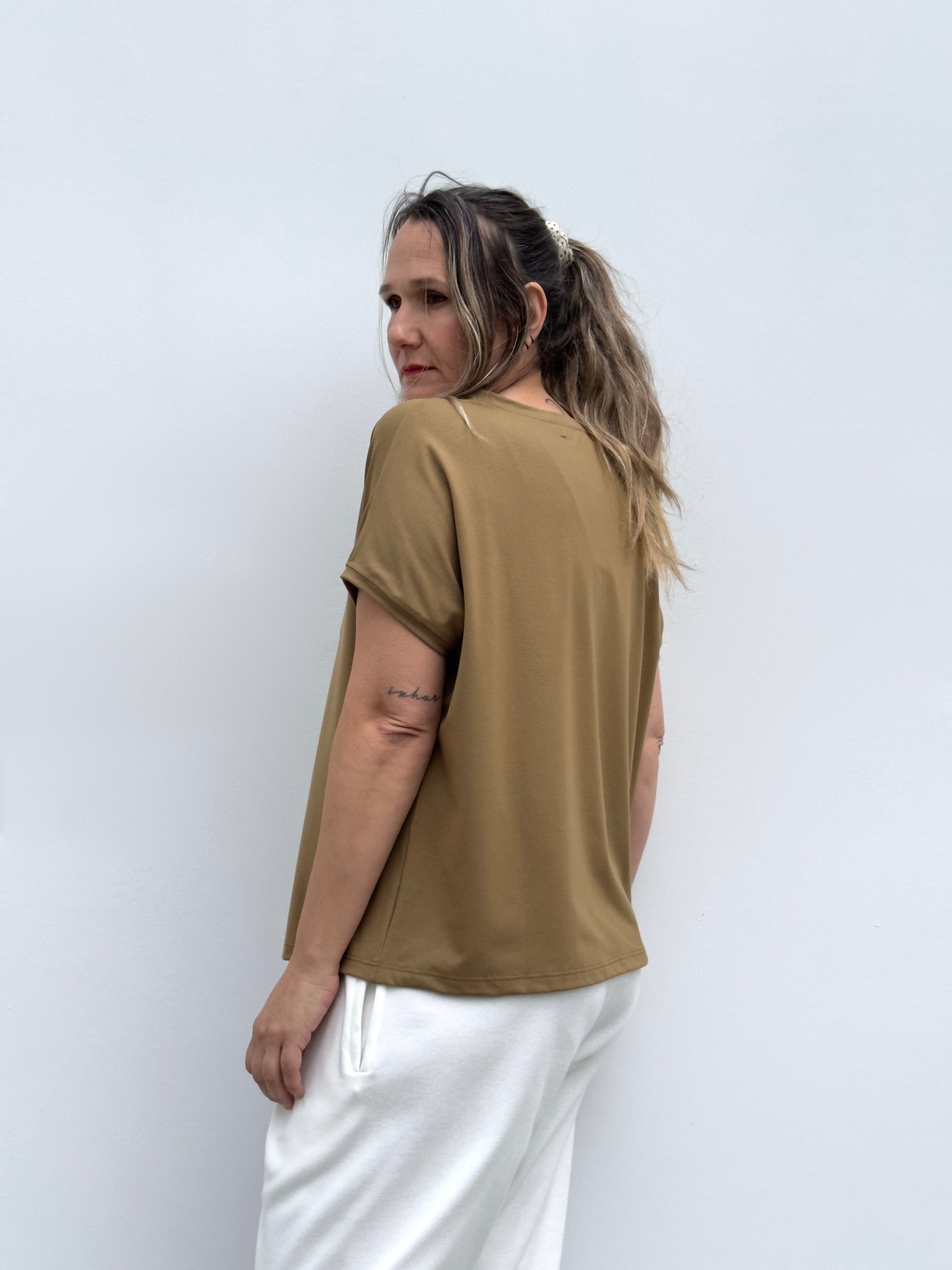 HAIZEA CAMISETA TIERRA