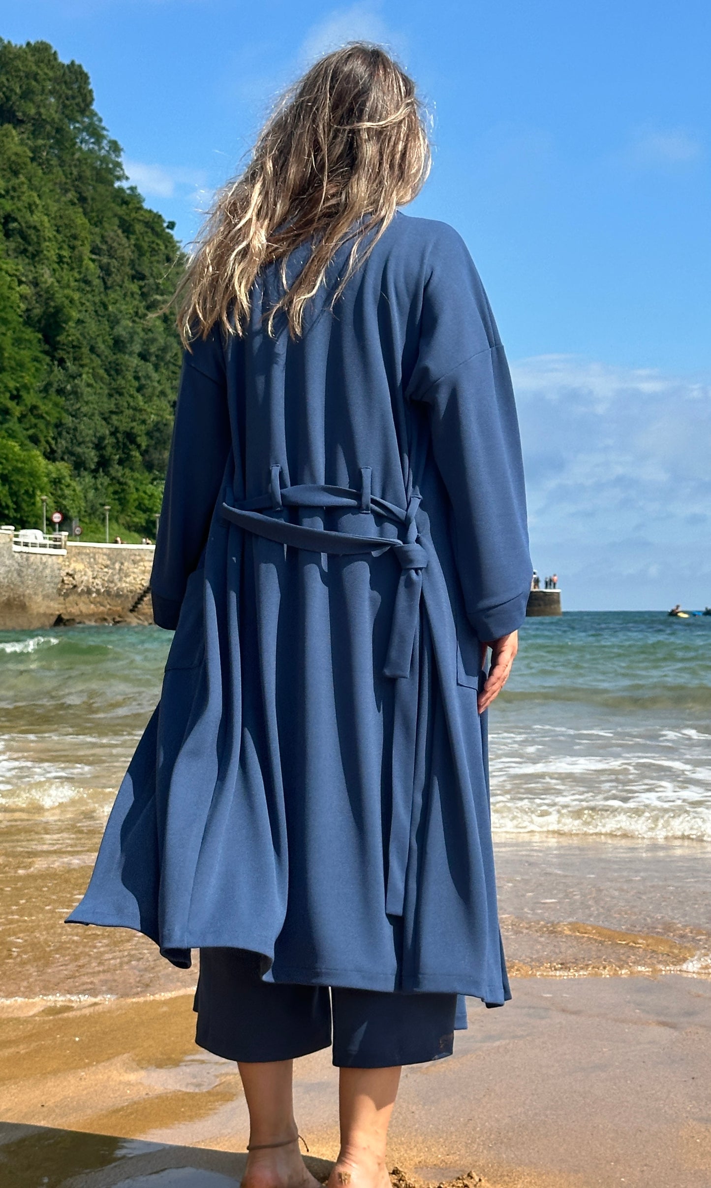 AINHI KIMONO