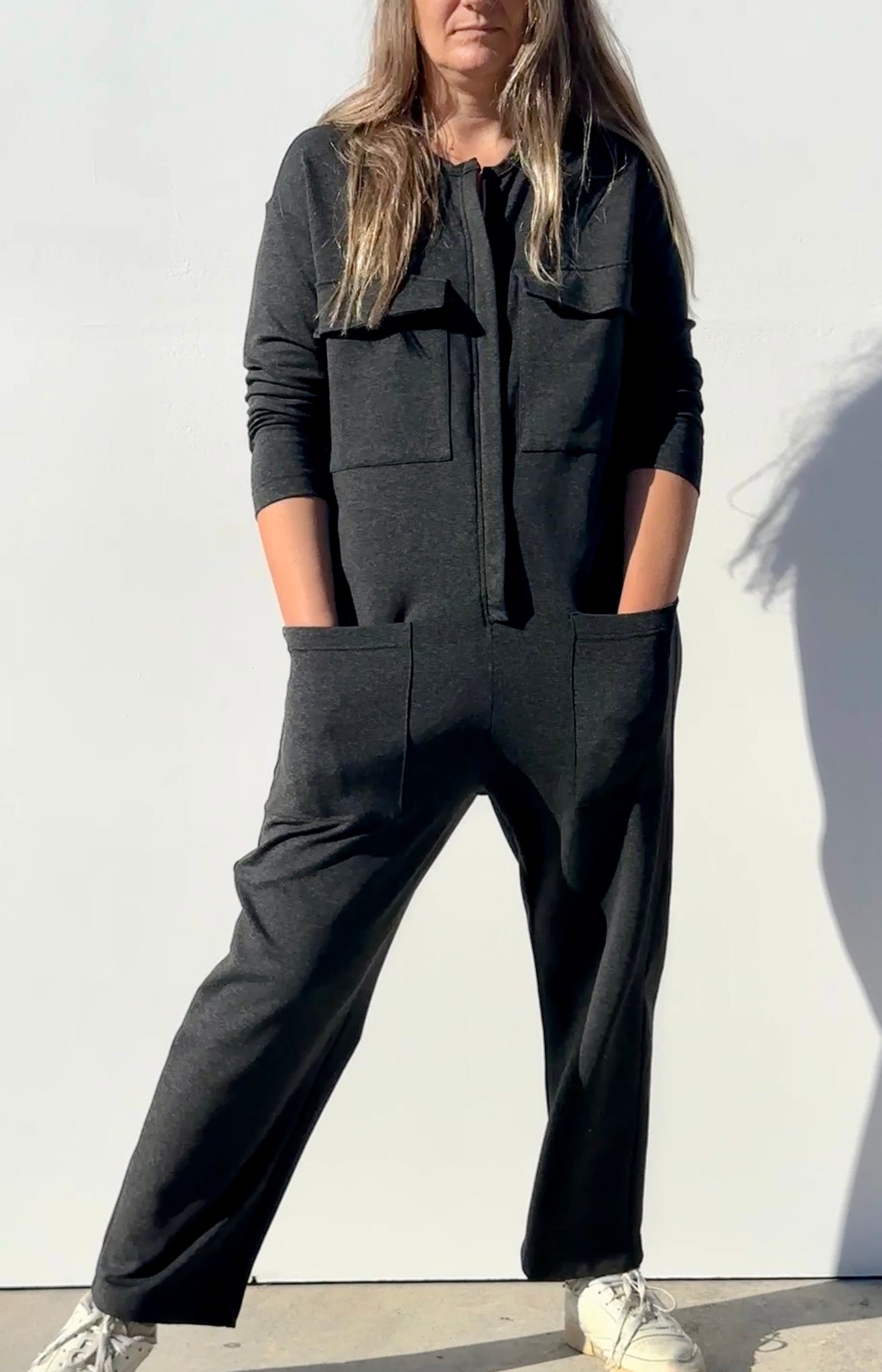 JUNKAL MONO GRIS