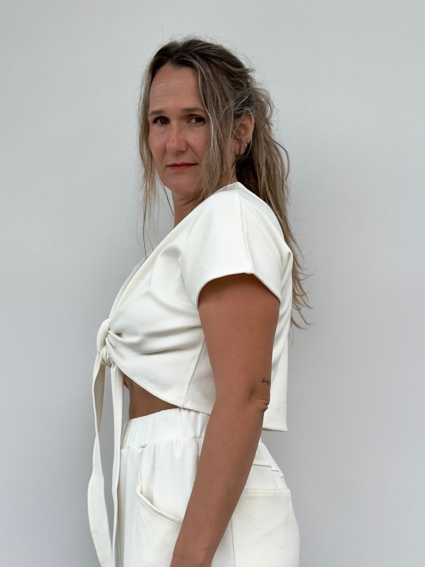 IRATXE CROP TOP ALDEKARIA