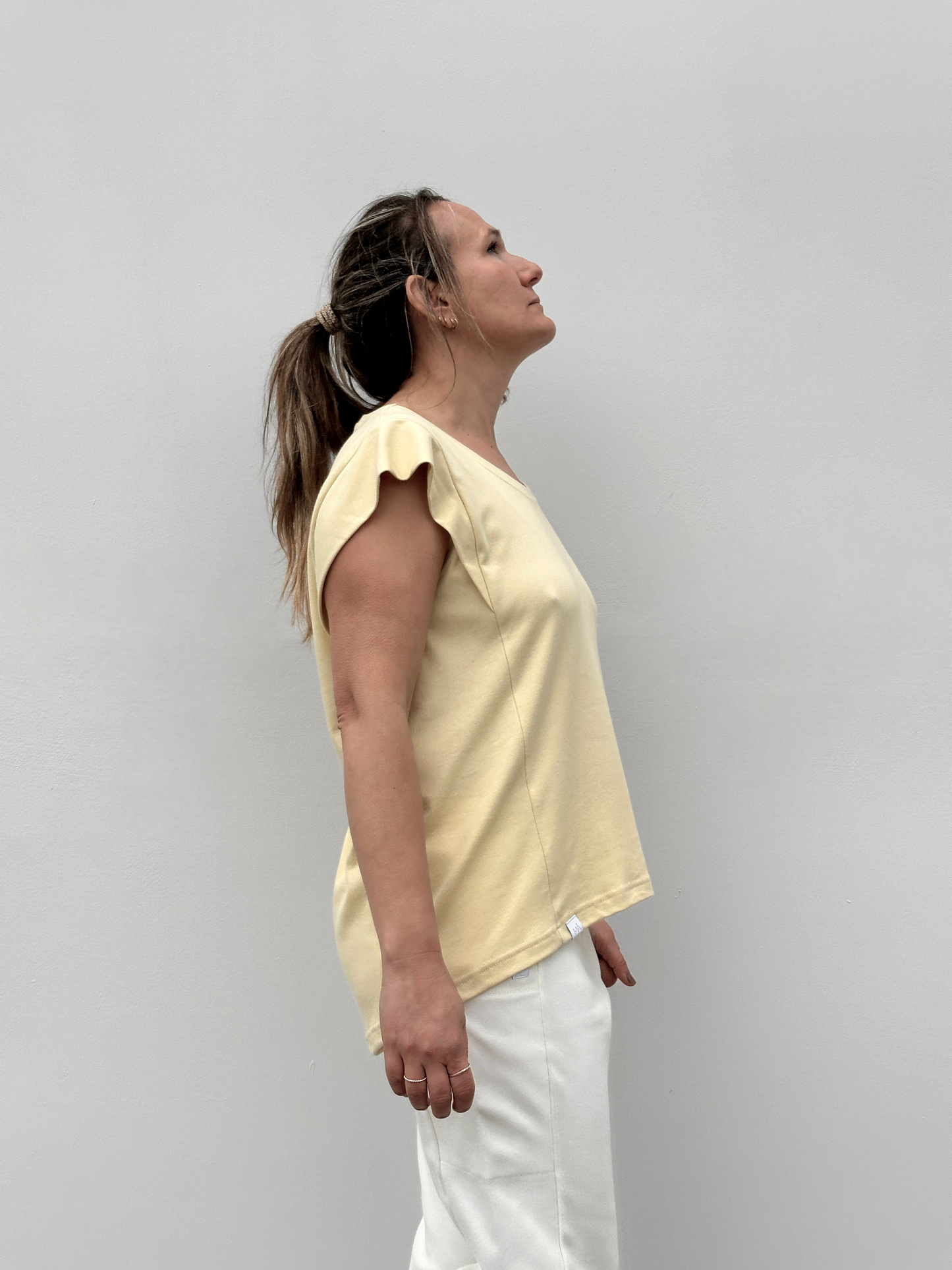 UXUE CAMISETA MANGA VOLANTE AMARILLLO