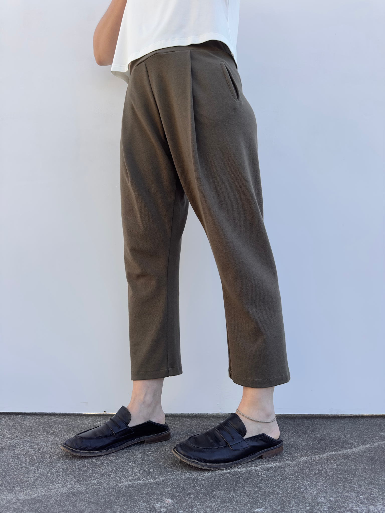 DANIELA PANTALON CON PINZAS