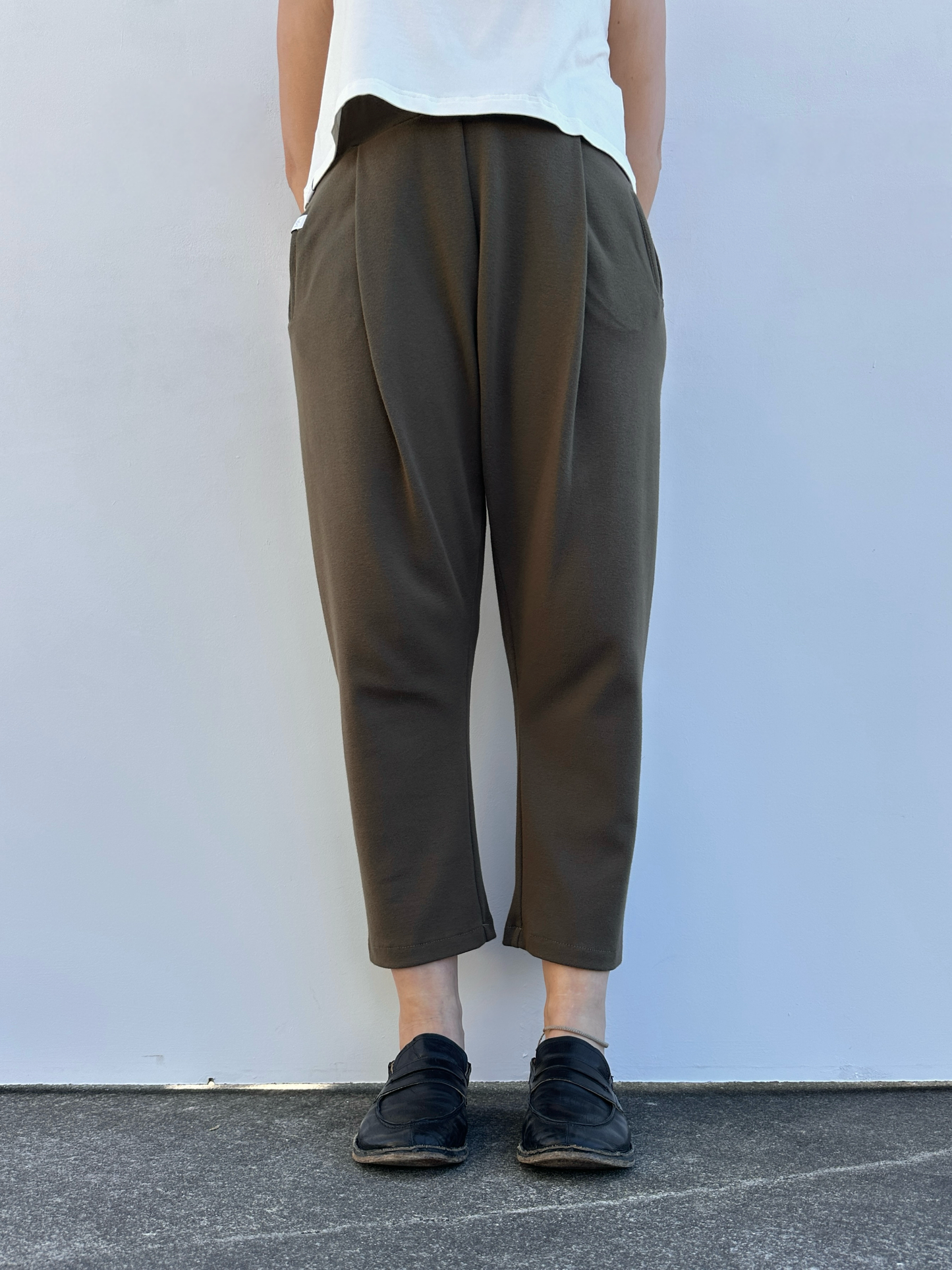 DANIELA PANTALON CON PINZAS
