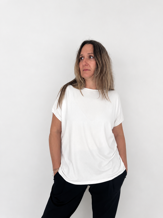 haizea camiseta blanco fino caido de Maider Alzaga, fotografía 3