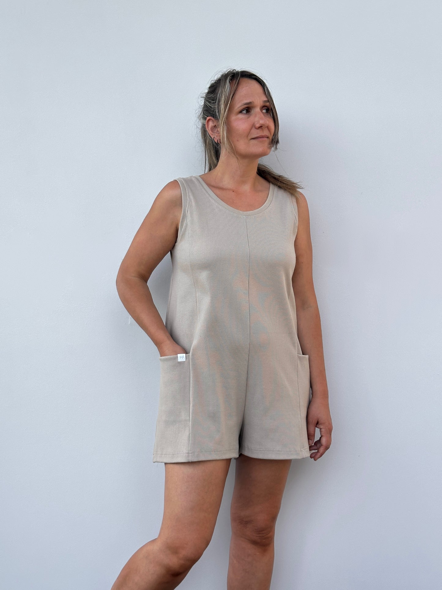 GARAZI MONO NUDE