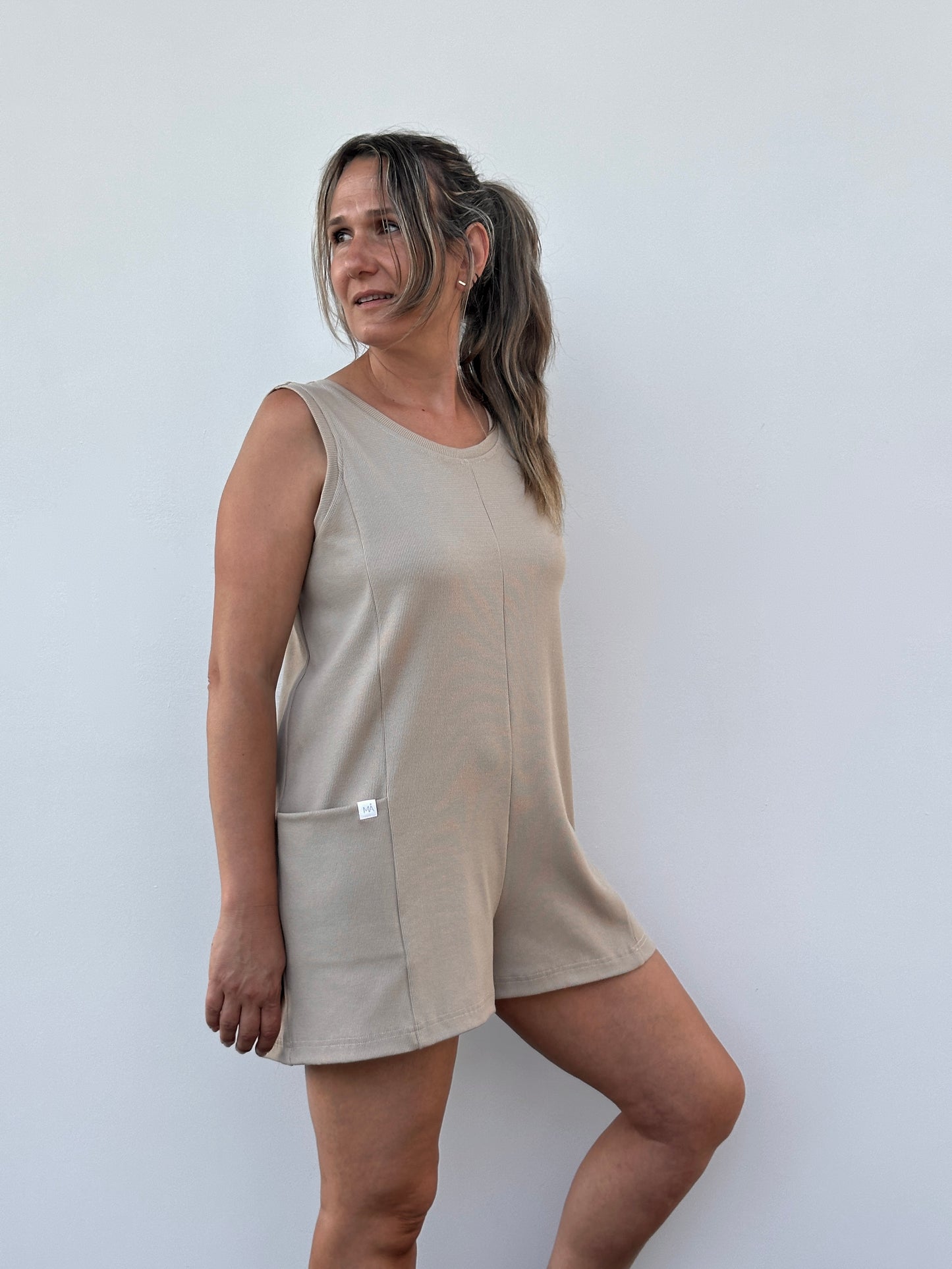 GARAZI MONO NUDE