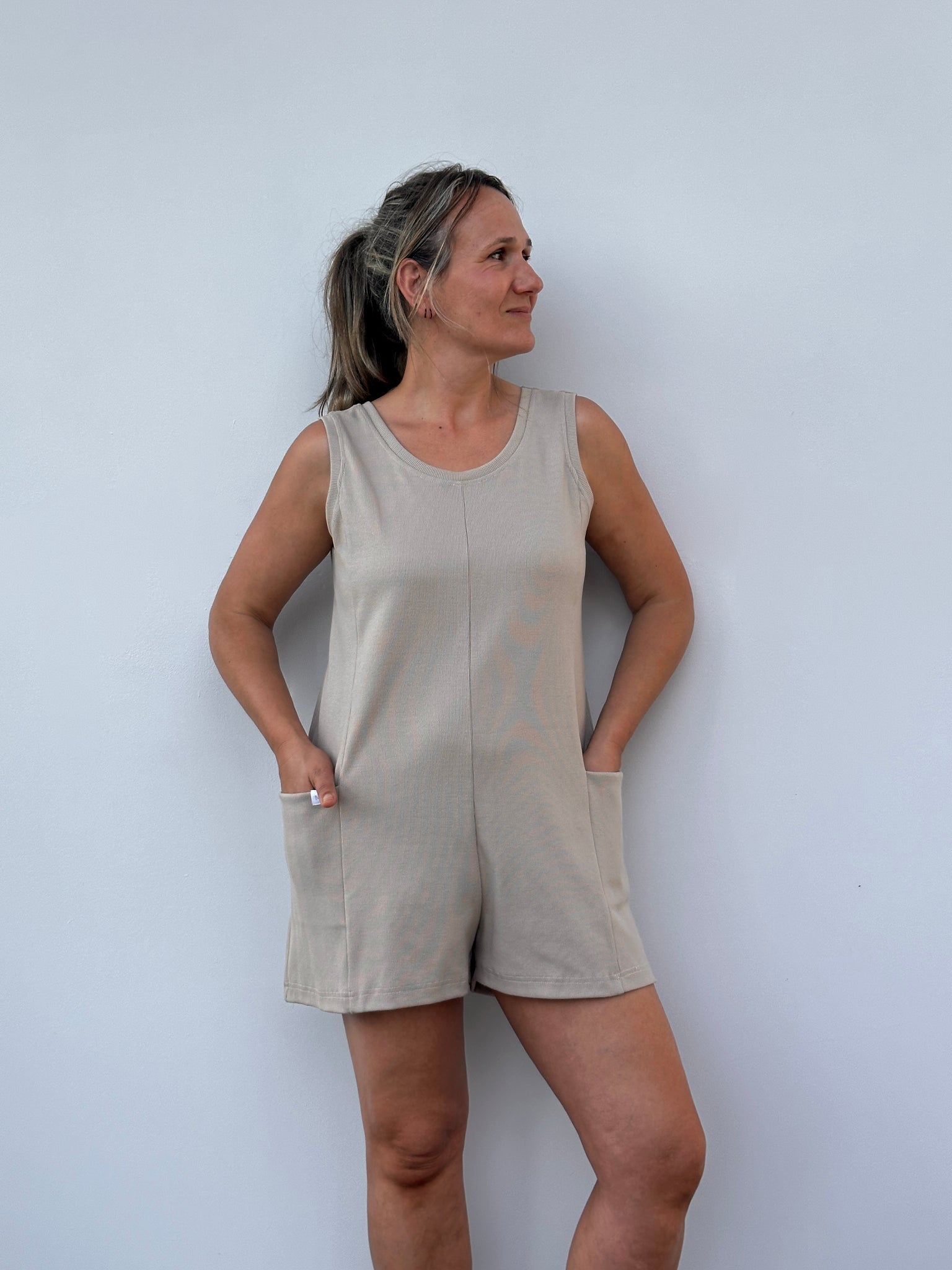 GARAZI MONO NUDE