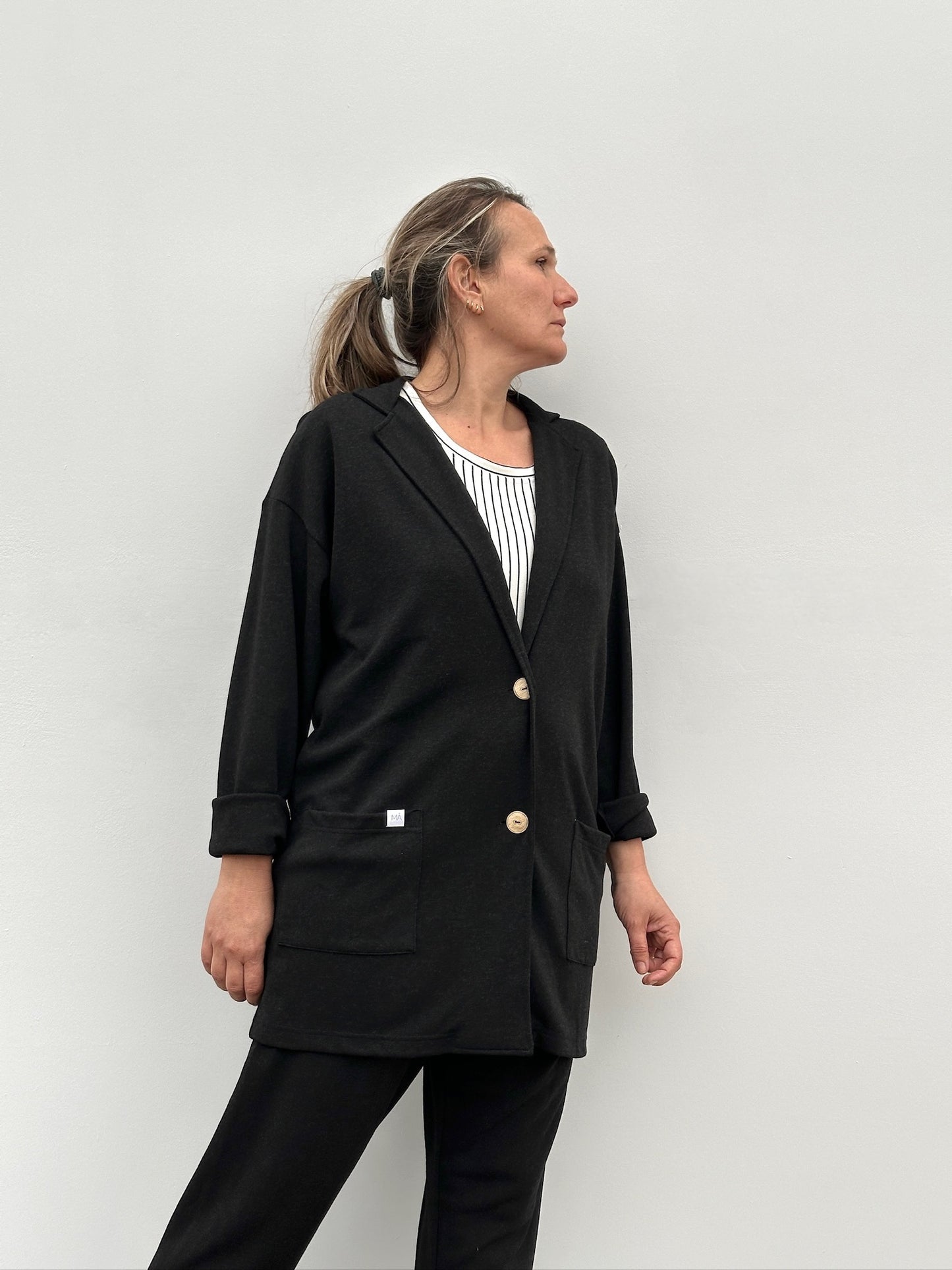 MAITE BLAZER NEGRO JASPEADO