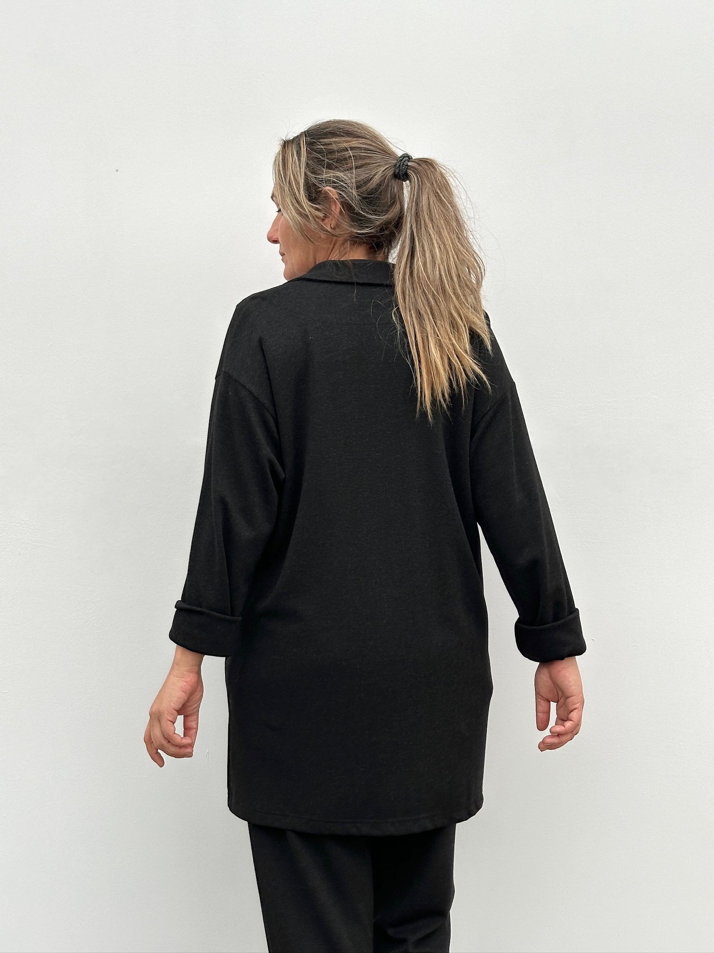 MAITE BLAZER NEGRO JASPEADO