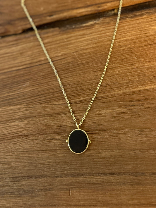 URRE KOLOREKO KOILAREA OBALO GORMADUN ZINTZILIKARI BELTZAREKIN