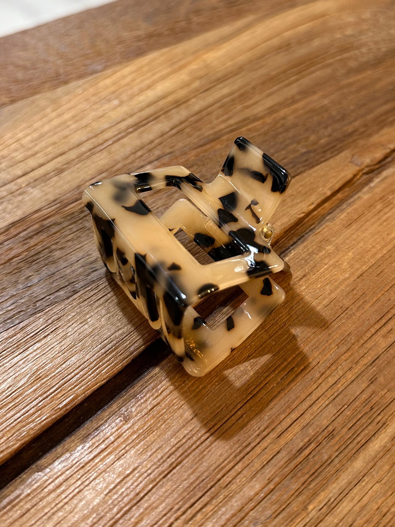 PINTZA LAUKI HAUNDIA