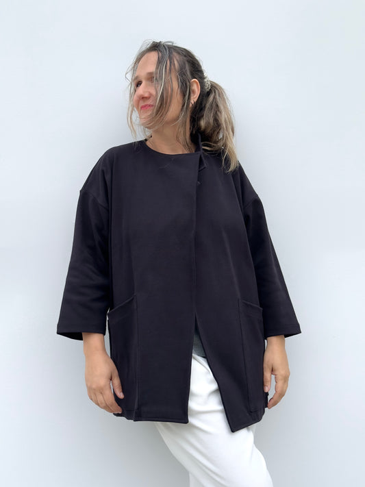 JARE CHAQUETA ASIMÉTRICA NEGRO