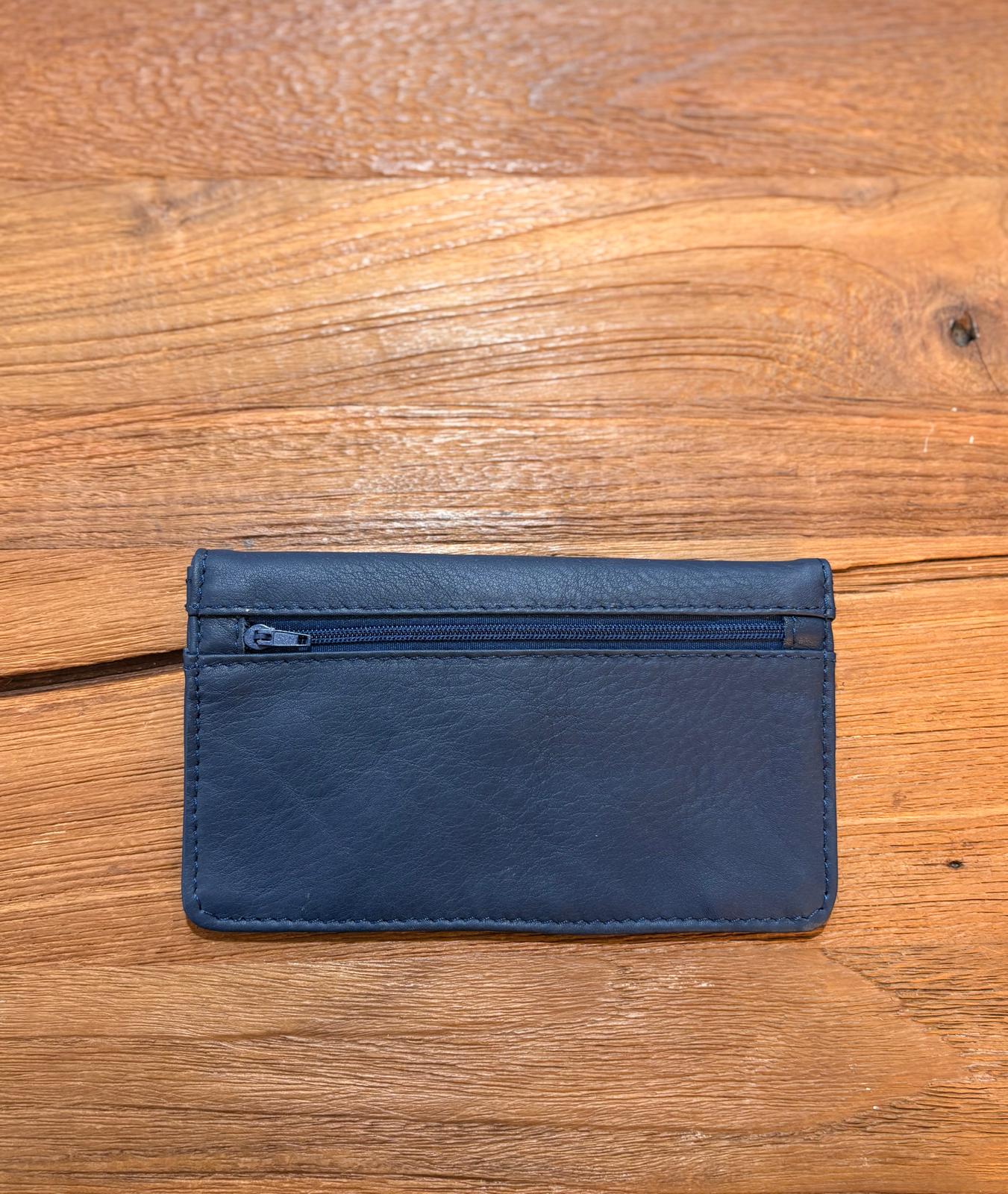 LARRUZKO KARTERA URDIN ILUNA