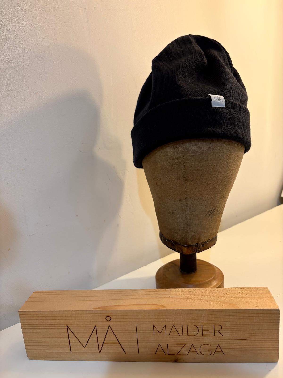 GORRITO INVIERNO MARINO TRICOT