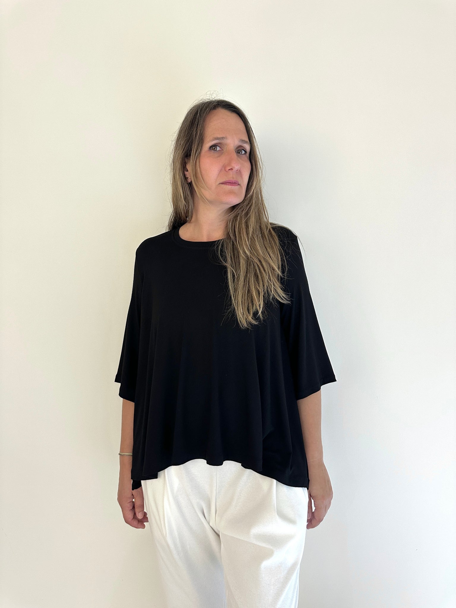 OLATZ KAMISETA BELTZA BOLANTEAREKIN