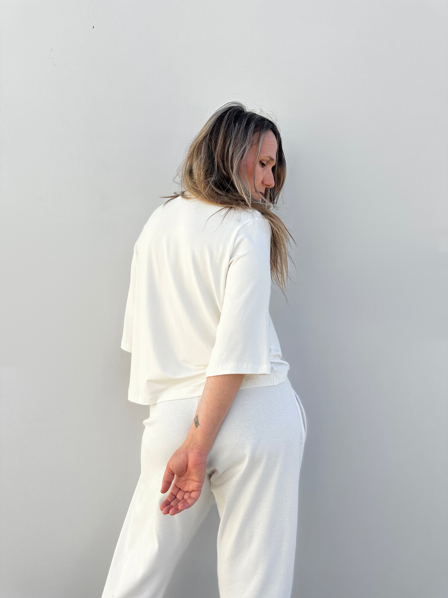 KAXILDA CAMISETA  CON CORTE