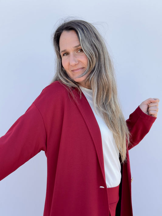 Blazer Maite burdeos de Maider Alzaga, fotografía 1.