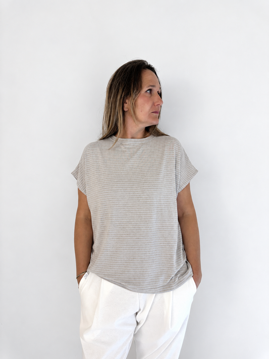 haizea camiseta rayas azul claro de Maider Alzaga, fotografía 2