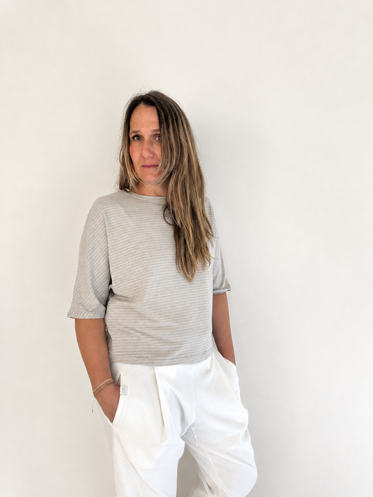 Camiseta Hegoa rayas azul claro de Maider Alzaga, fotografía 1
