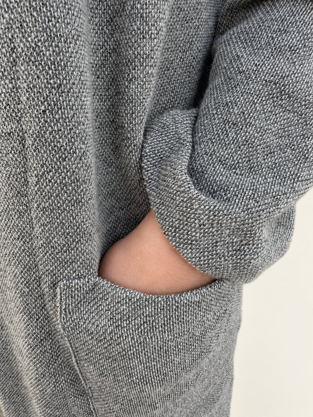 IRUNE CHAQUETA UDA GRIS JASPEADO de Maider Alzaga, fotografía 8.