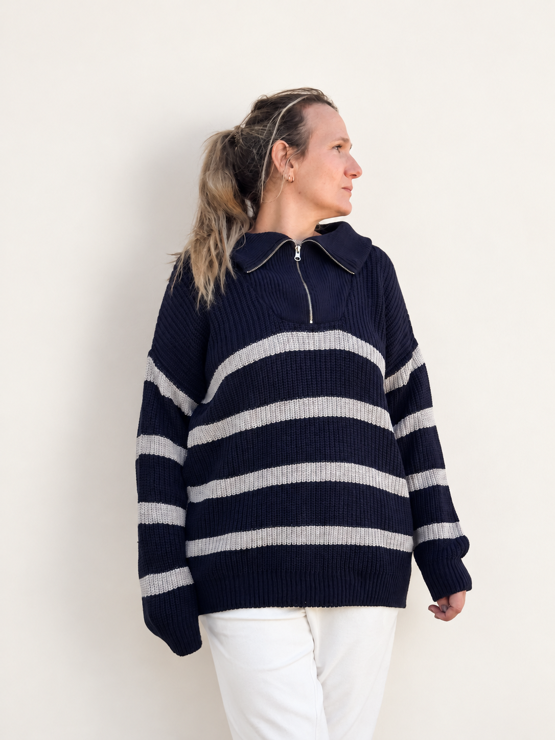Maider Alzaga — itsaso jersey a rayas azul, fotografía 1