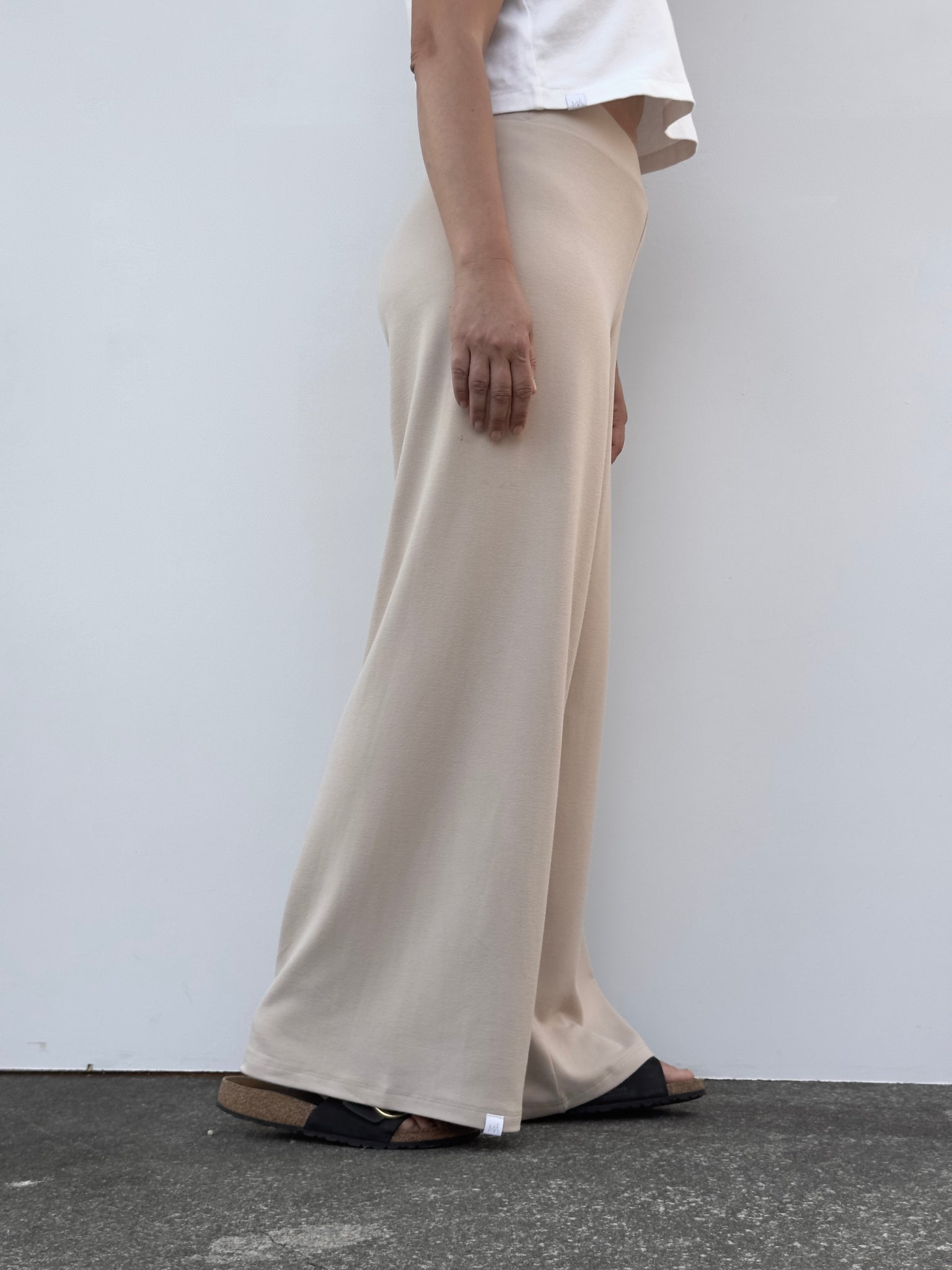 AGATE PANTALON AMPLIO BEIGE