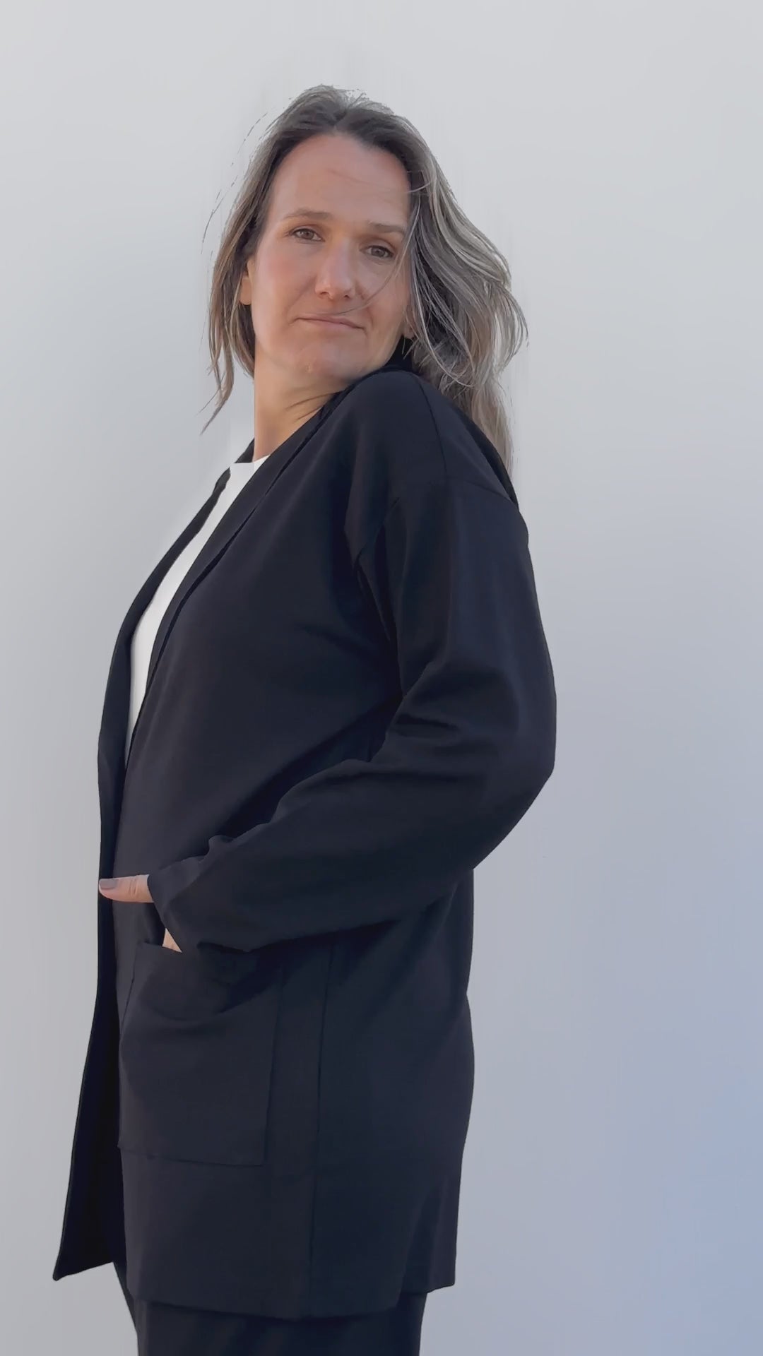 Blazer Maite negro de Maider Alzaga