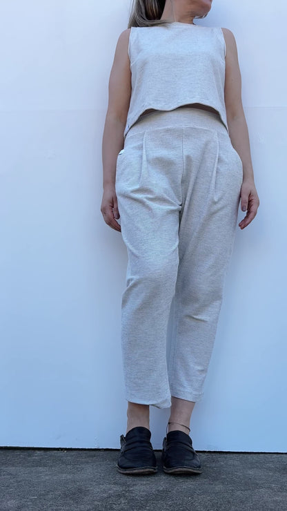 DANIELA PINTZADUN GRIS KANALE