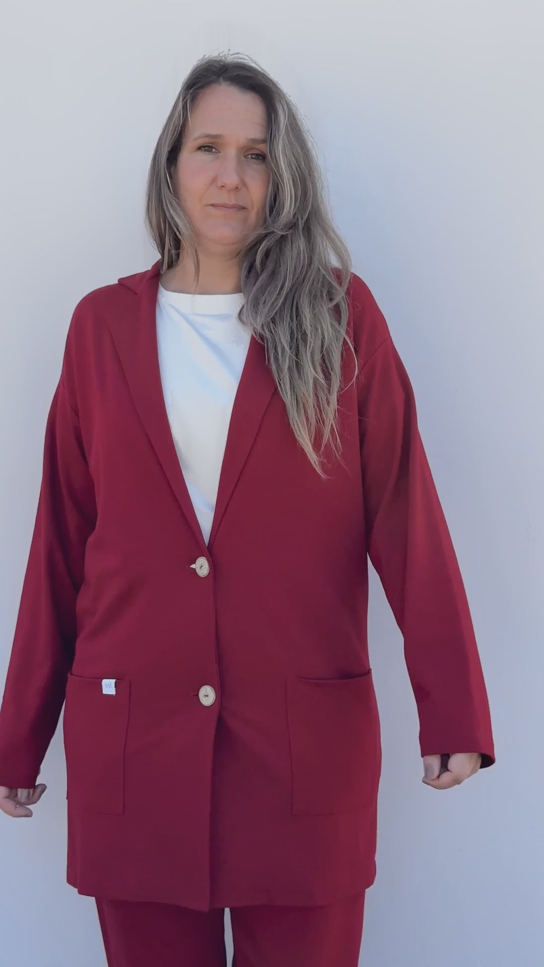 Blazer Maite burdeos de Maider Alzaga