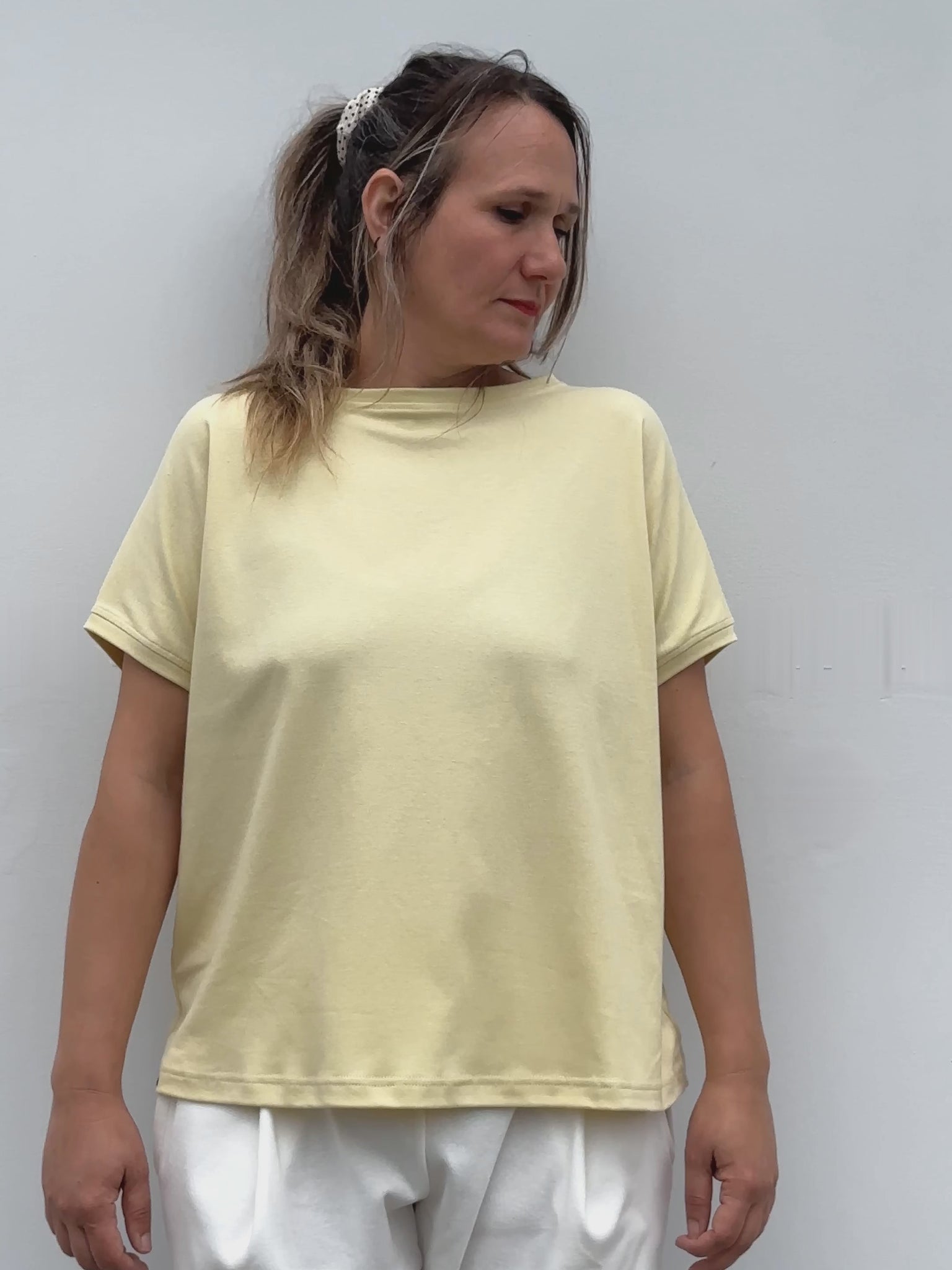 maider alzaga haizea camiseta amarilla video natural